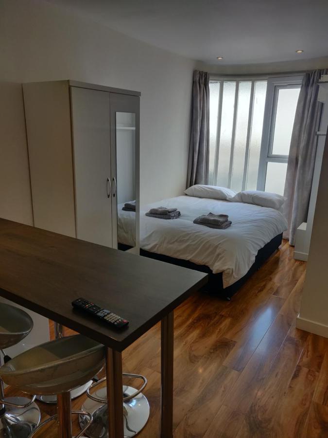 Broughty Ferry Road Hotel By Pillow Dundee Habitación foto